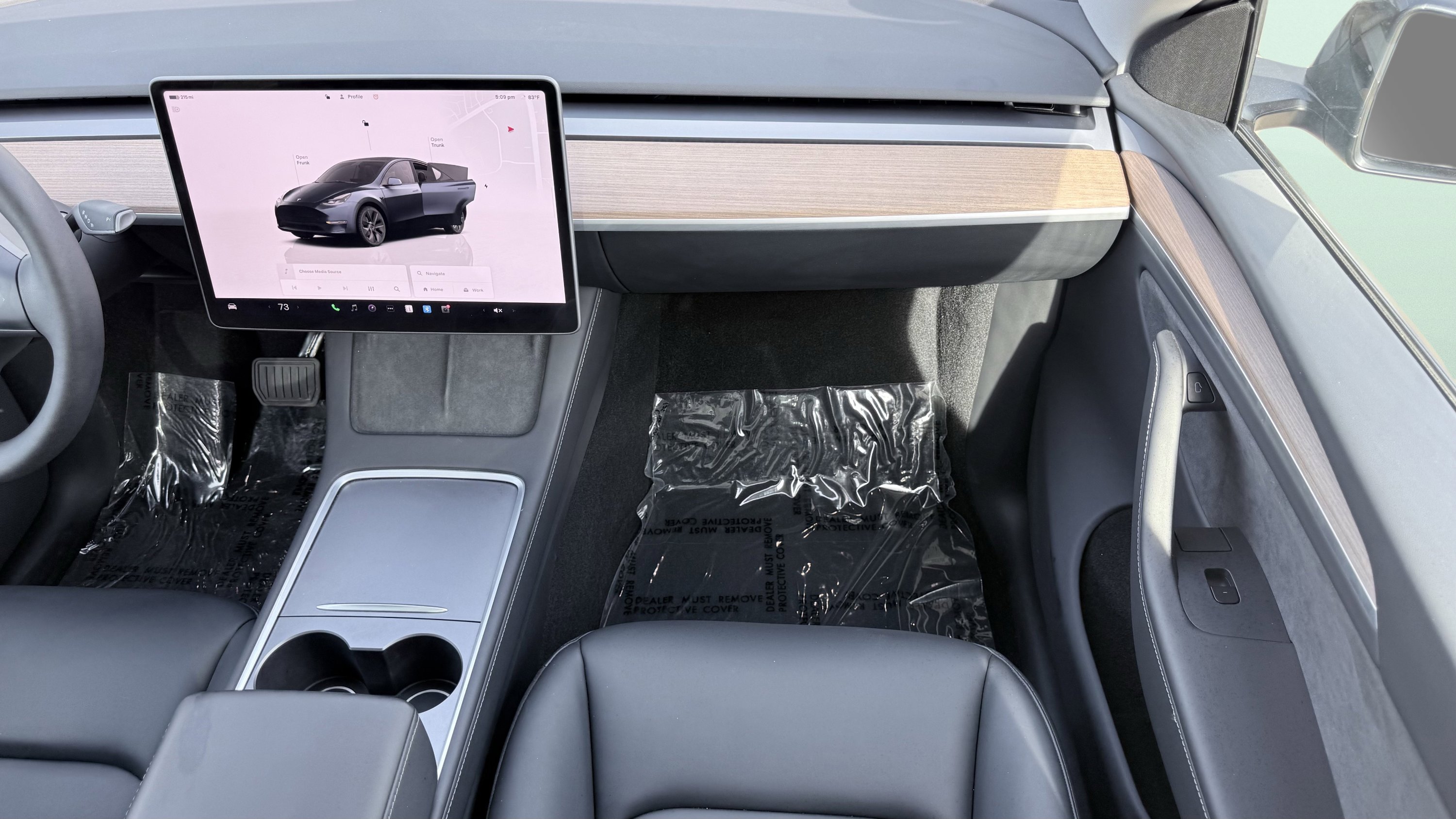 Used 2025 Tesla Model Y Long Range AWD/4WD image 48