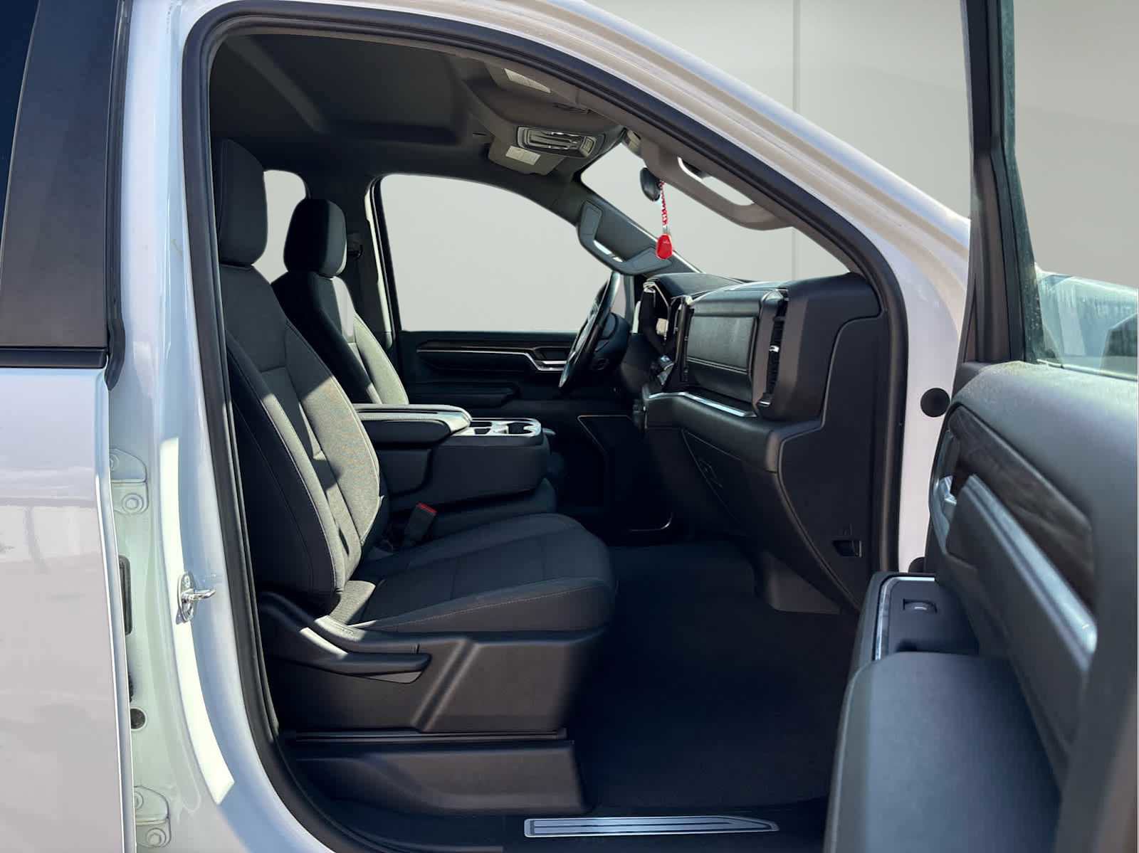 Used 2024 Chevrolet Silverado 2500 LT image 17