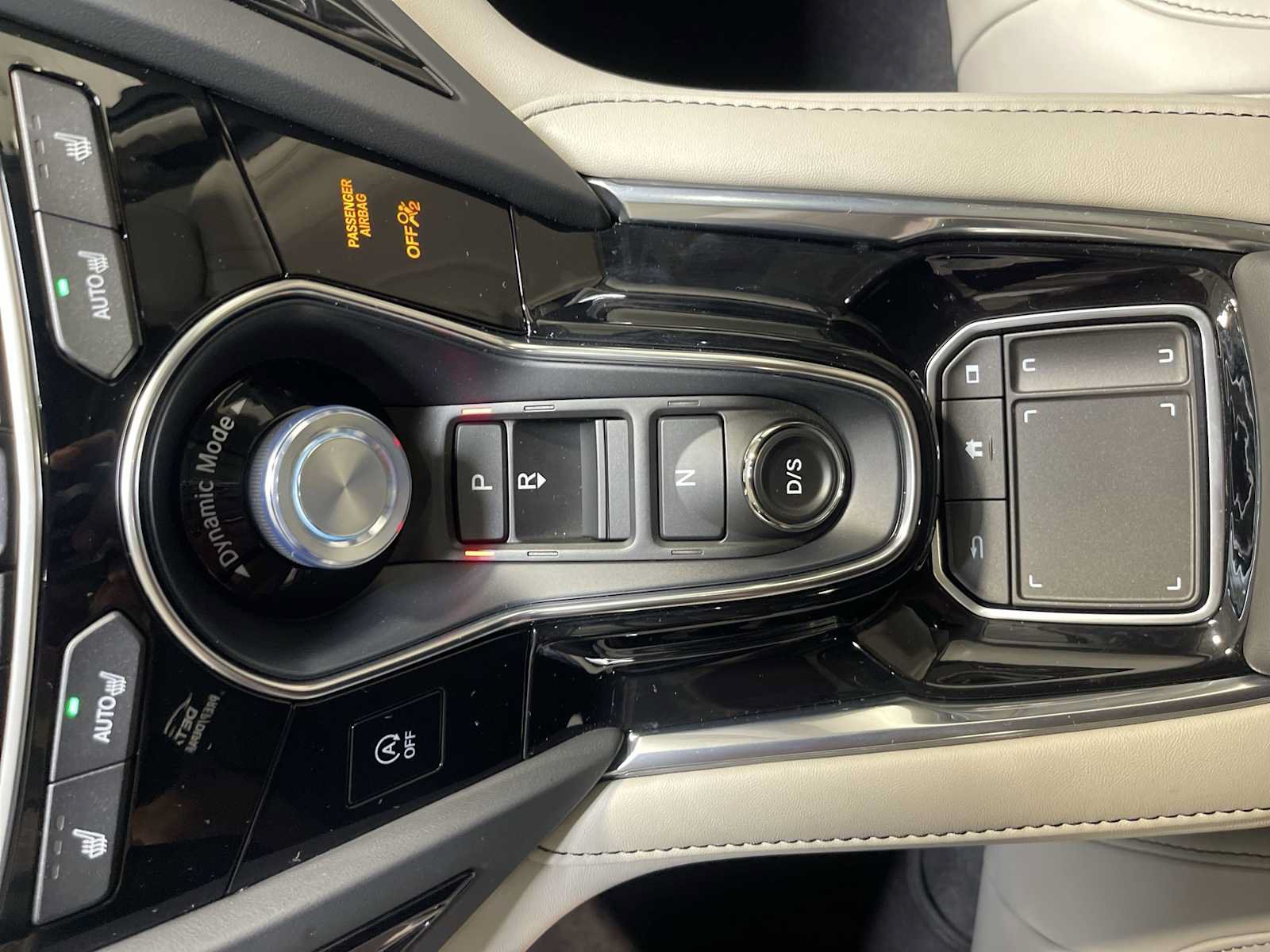 Certified 2026 Acura RDX w/ Technology Package AWD/4WD image 17