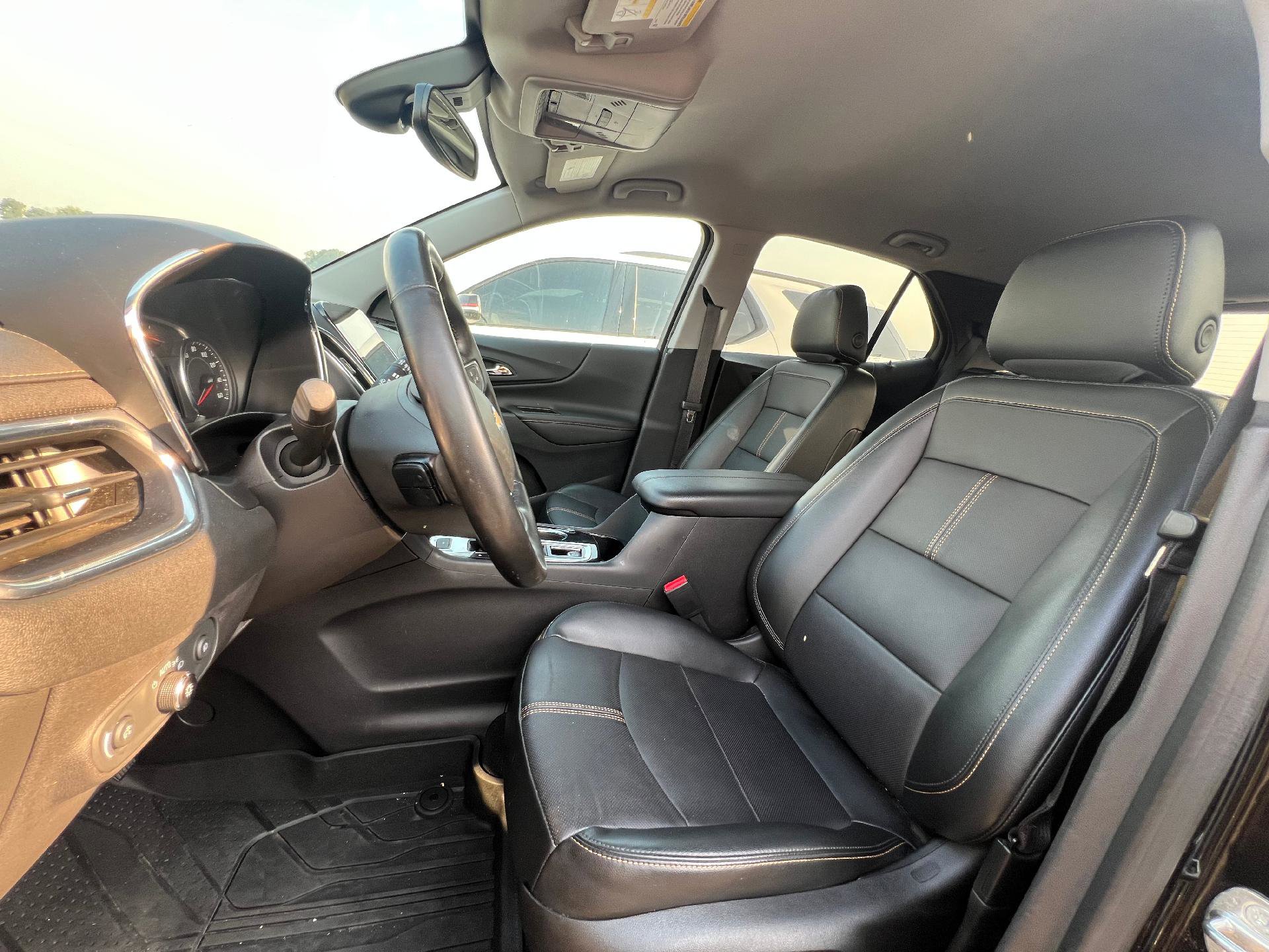 Used 2023 Chevrolet Equinox Premier w/ LPO, Floor Liner Package image 7