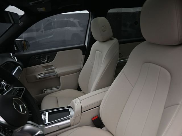 New 2025 Mercedes-Benz GLB 250 image 19