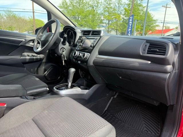 Used 2018 Honda Fit LX image 27