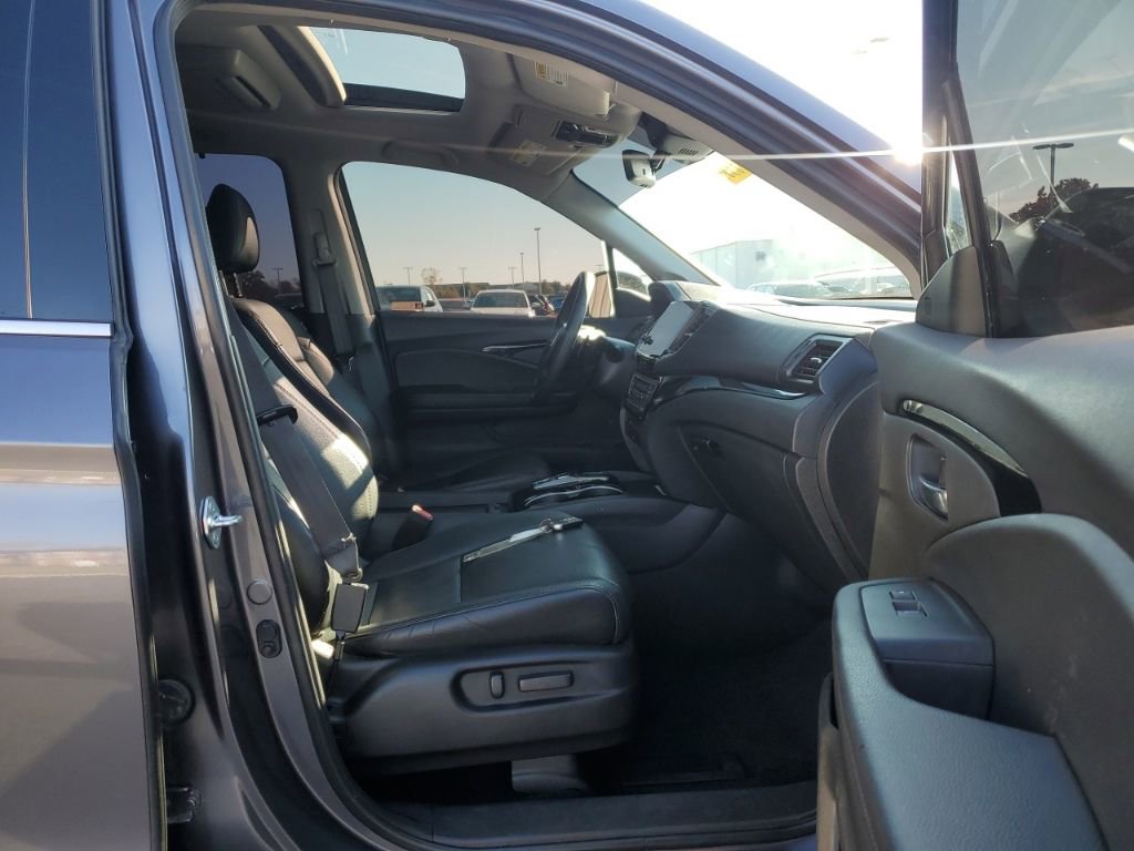 Used 2022 Honda Pilot Elite image 43