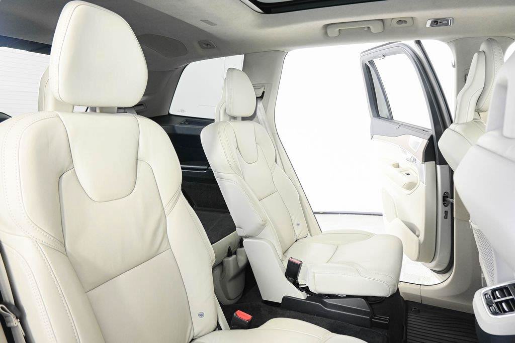 Used 2021 Volvo XC90 T6 Inscription w/ Lounge Package AWD/4WD image 23