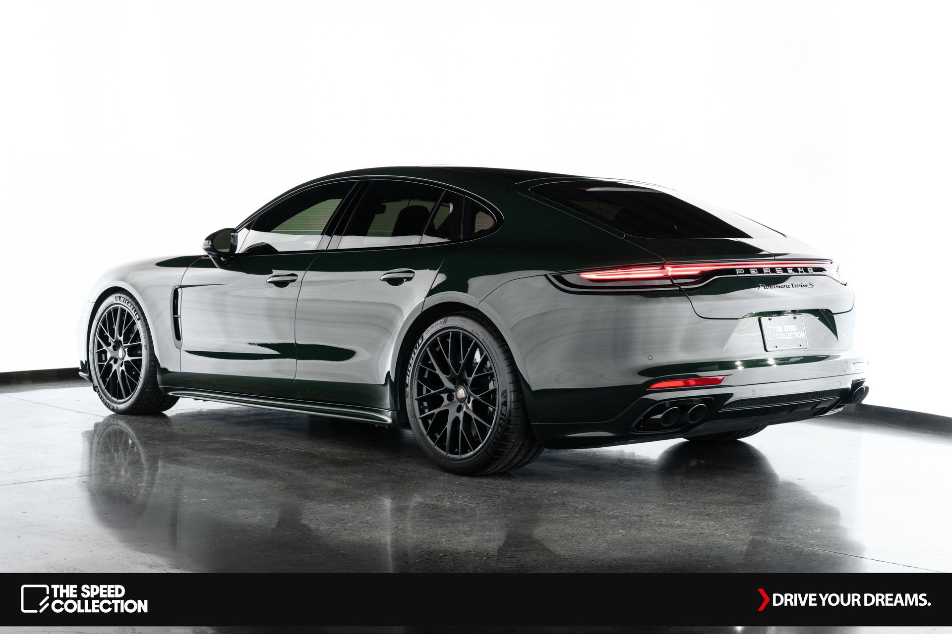 Used 2022 Porsche Panamera Turbo S image 5