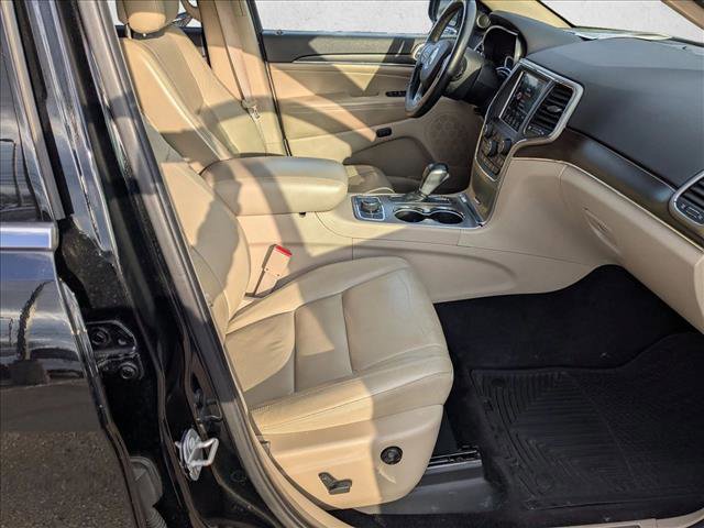 Used 2018 Jeep Grand Cherokee Limited w/ Trailer Tow Group IV image 25