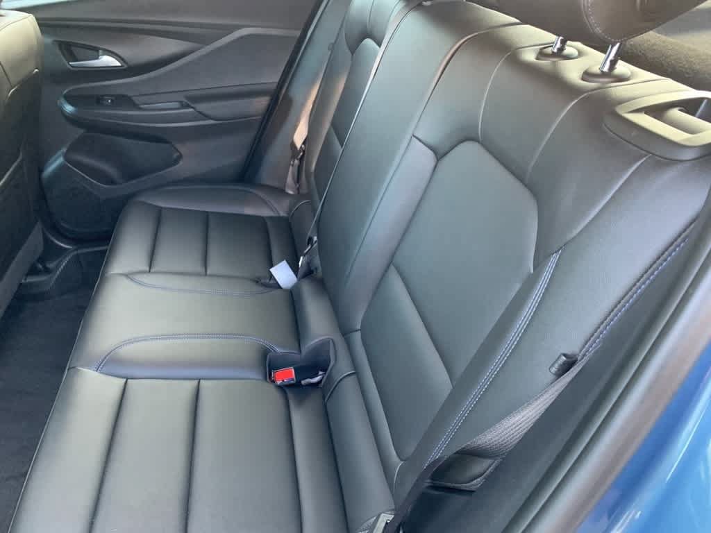 Used 2025 Buick Envista Sport Touring w/ Convenience I Package FWD image 23