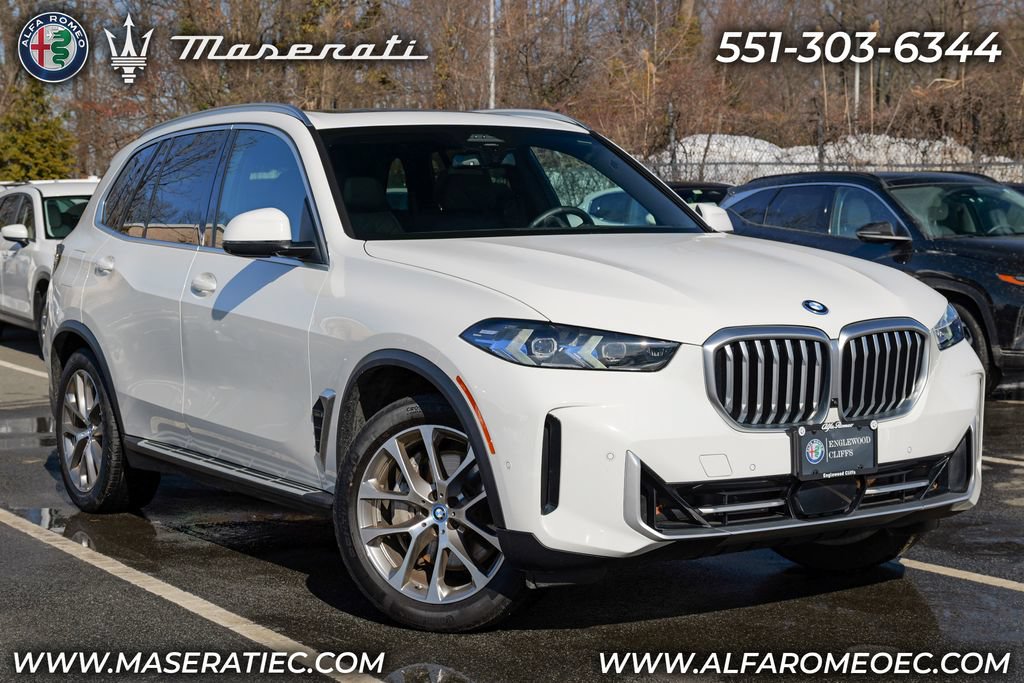 Used 2024 BMW X5 xDrive50e AWD/4WD image 1