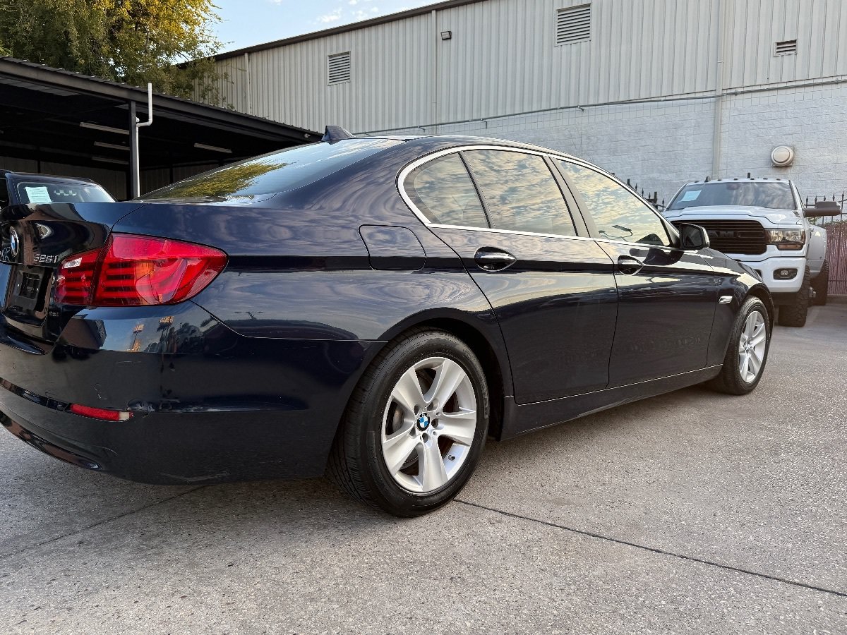 Used 2013 BMW 528i xDrive Sedan AWD/4WD image 6