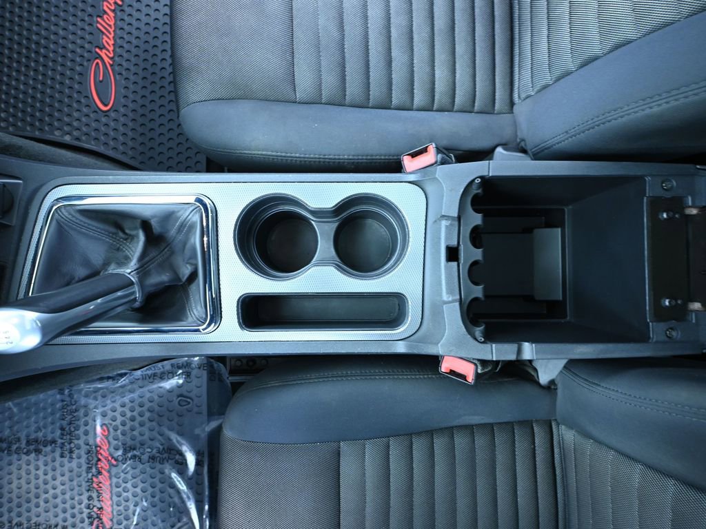 Used 2013 Dodge Challenger R/T image 36