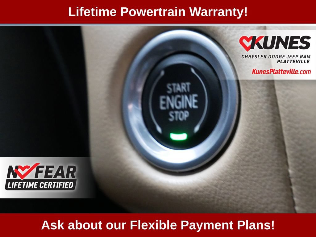 Used 2023 Chevrolet Suburban Premier AWD/4WD image 34