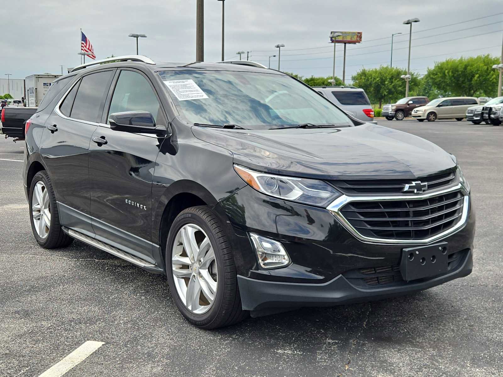 Used 2018 Chevrolet Equinox LT w/ Sun & Infotainment Package FWD image 1