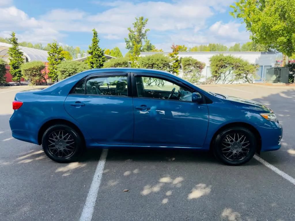 Used 2010 Toyota Corolla XLE FWD image 6