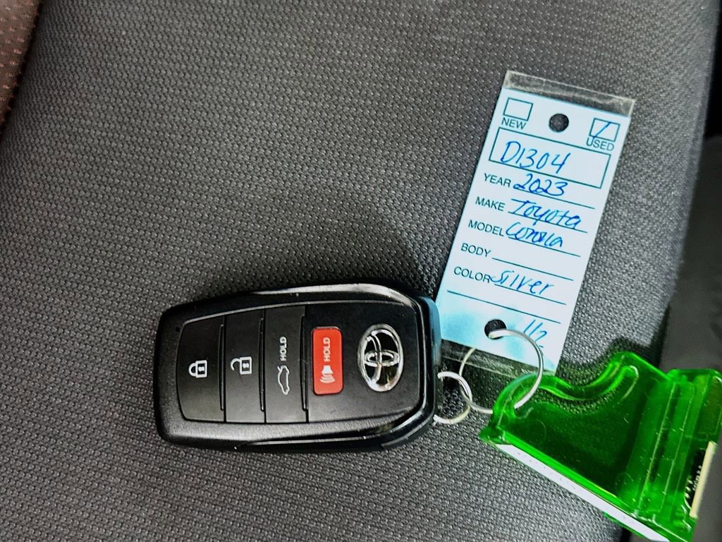 Used 2023 Toyota Corolla SE FWD image 36