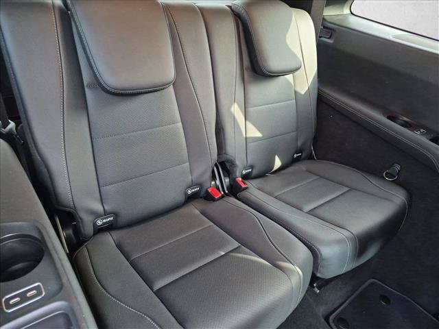 Used 2025 Mercedes-Benz GLS 450 4MATIC image 21