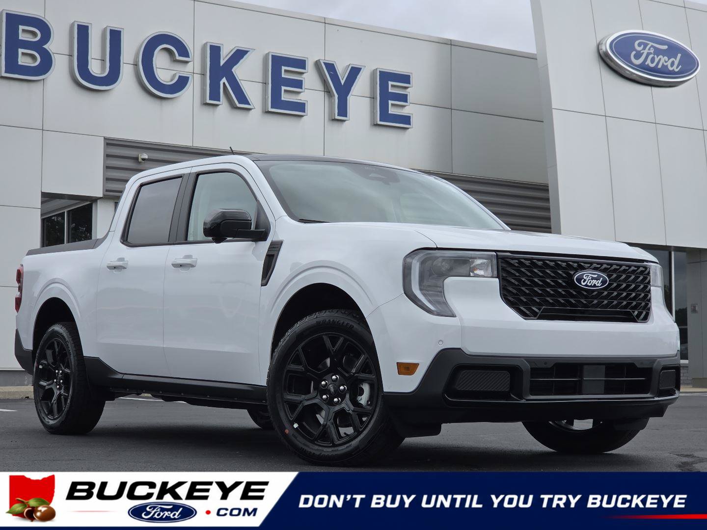 New 2026 Ford Maverick Lariat w/ Black Appearance Package