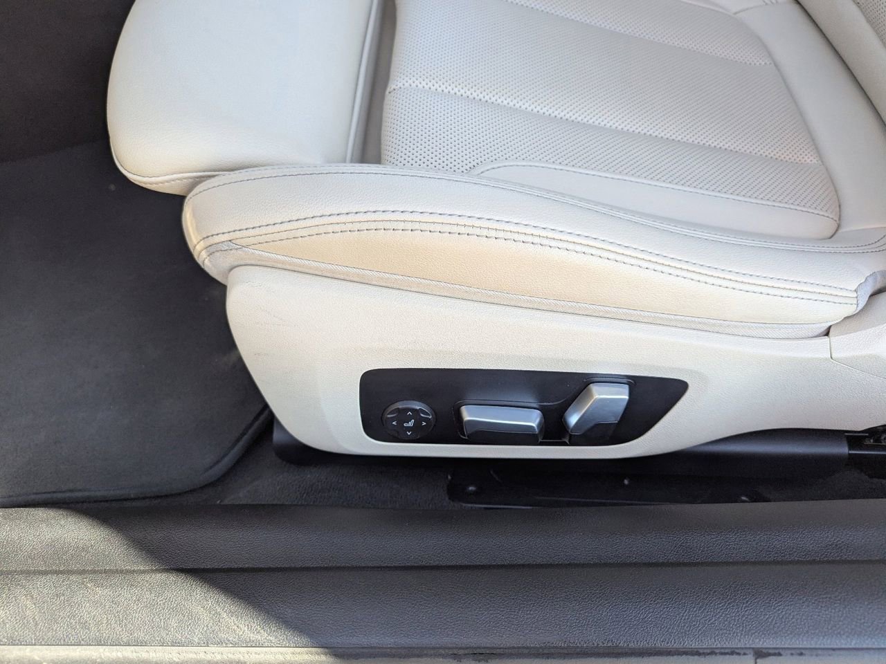 Used 2022 BMW 430i Coupe image 28