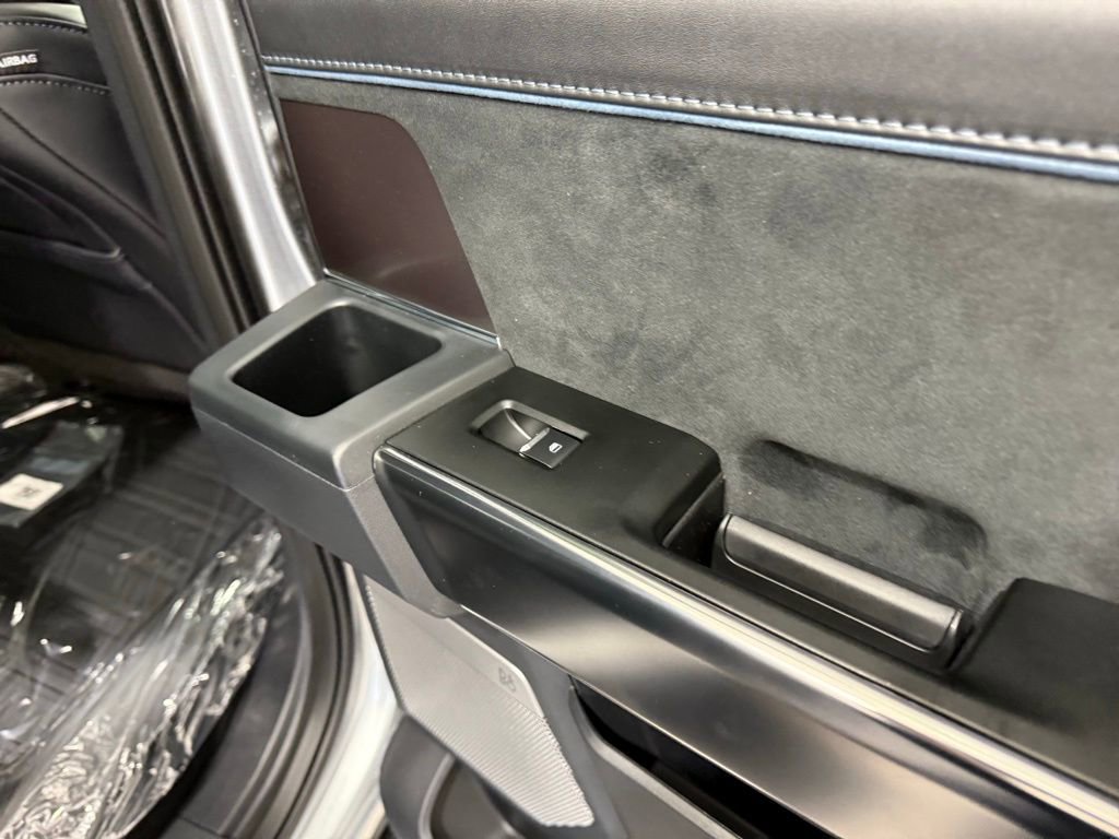 New 2025 Ford F150 Platinum w/ FX4 Off-Road Package image 27