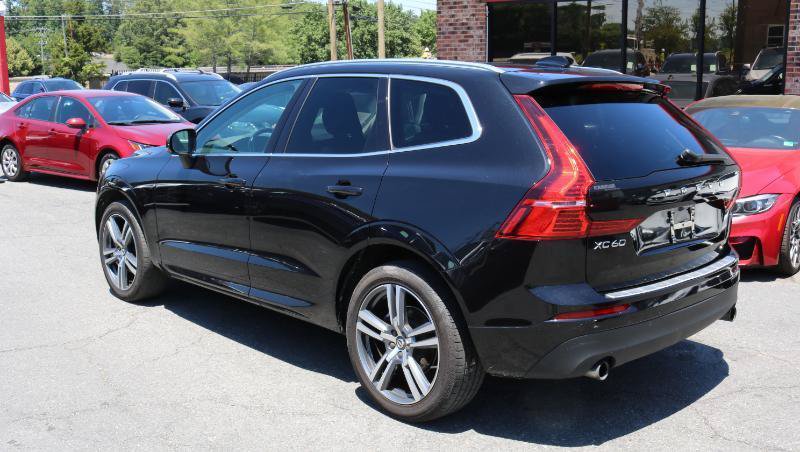 Used 2021 Volvo XC60 T5 Momentum w/ Protection Package Premier FWD image 5