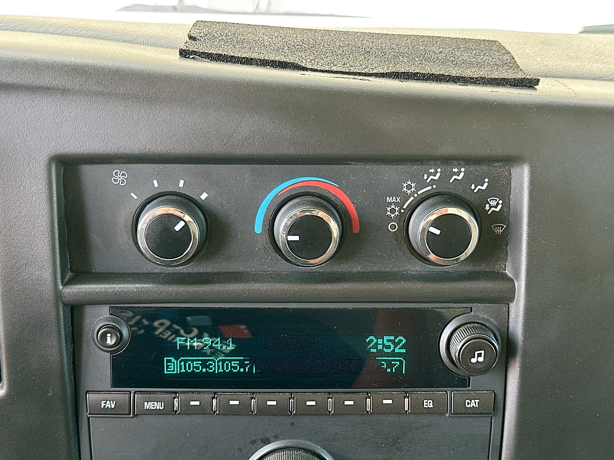 Used 2017 Chevrolet Express 3500 image 21