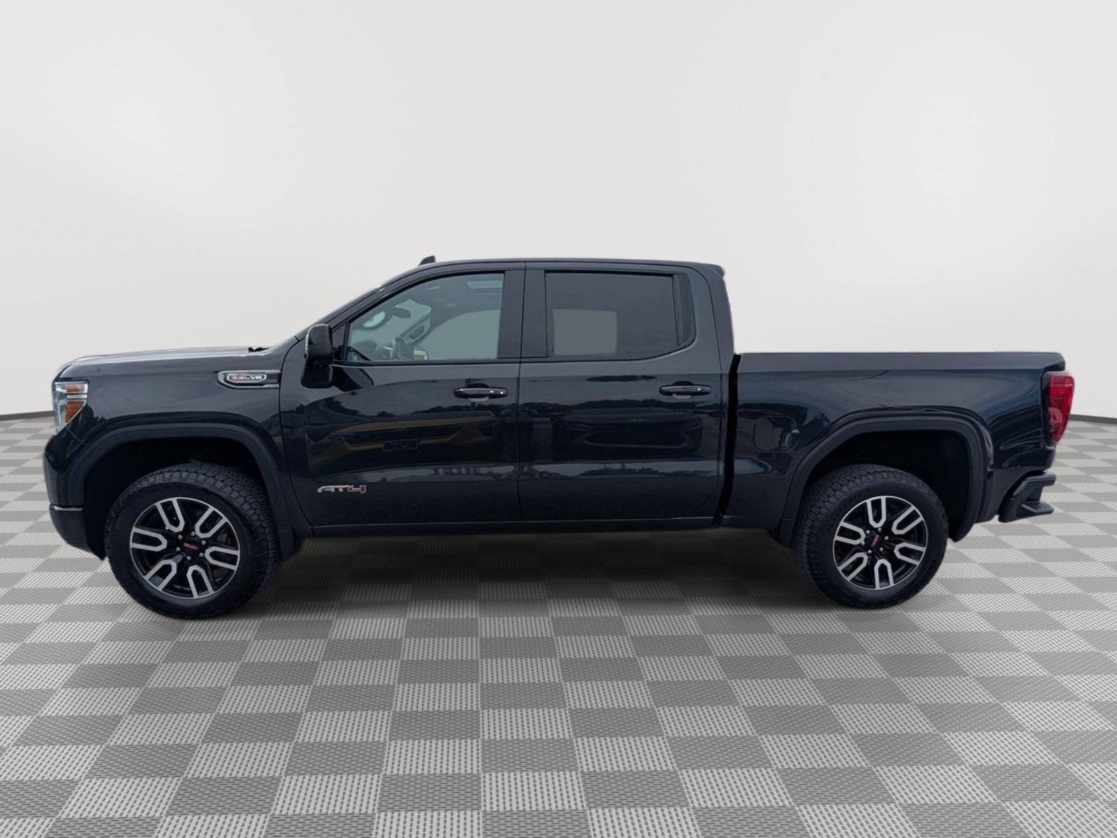 Used 2020 GMC Sierra 1500 AT4 w/ AT4 Premium Package AWD/4WD image 2
