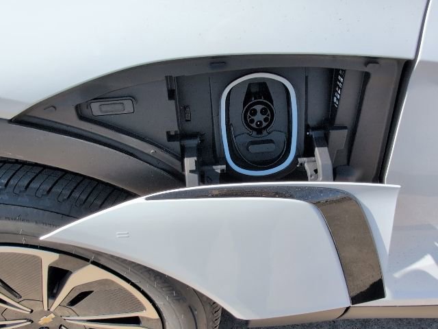 New 2026 Chevrolet Blazer EV LT image 30