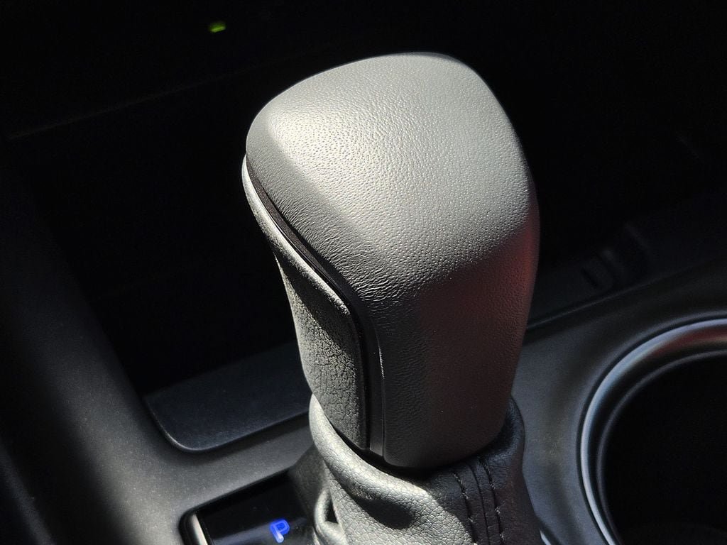Used 2024 Toyota Camry XSE FWD image 21