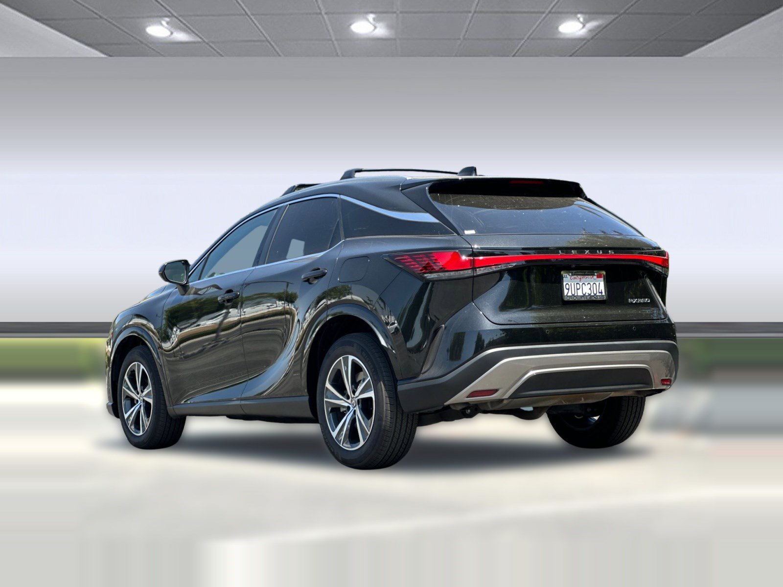 Certified 2025 Lexus RX 350 FWD w/ Accessory Package image 3