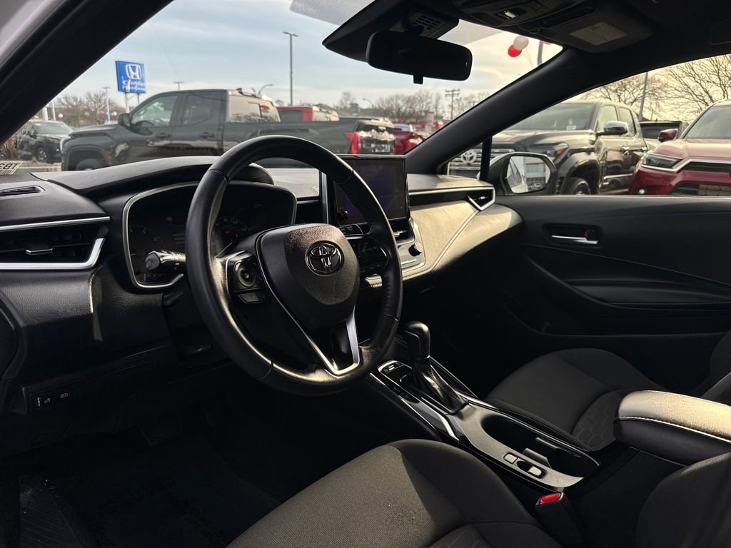 Used 2025 Toyota Corolla SE image 14