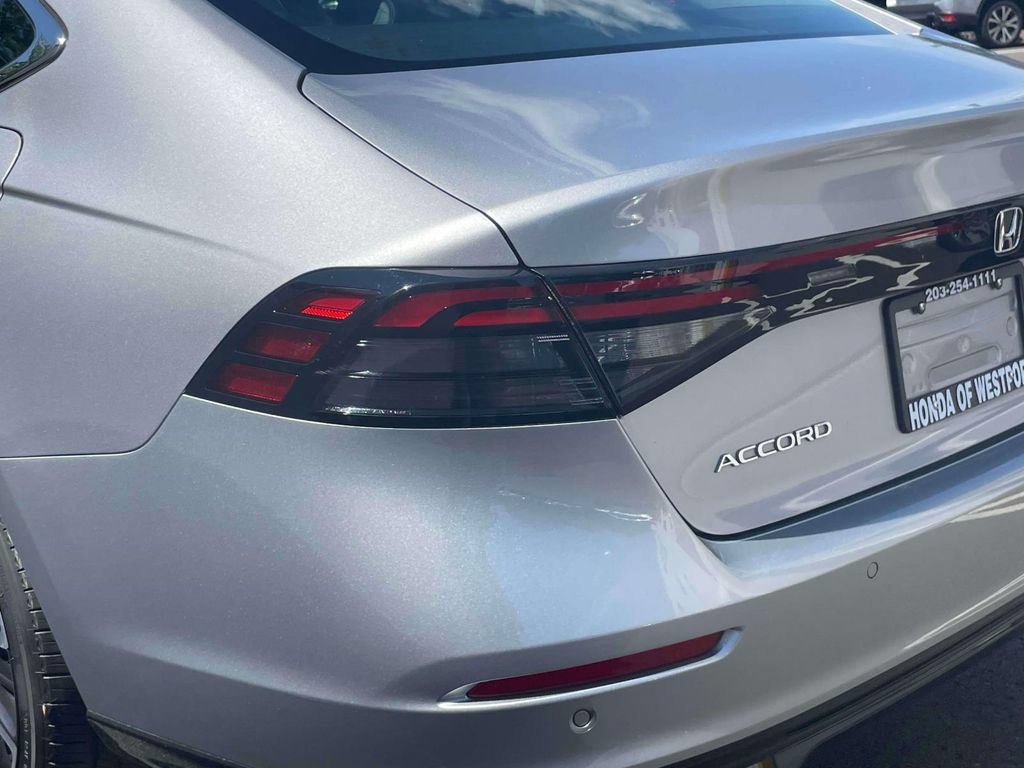 Certified 2023 Honda Accord Touring image 9