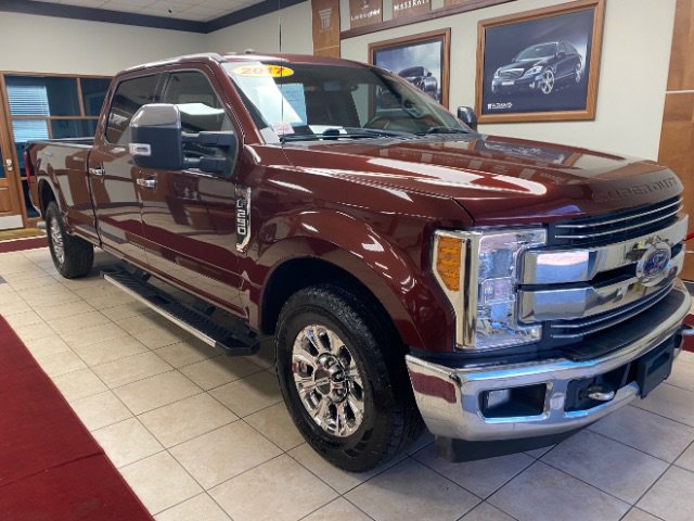 Used 2017 Ford F250 Lariat w/ Chrome Package RWD image 4