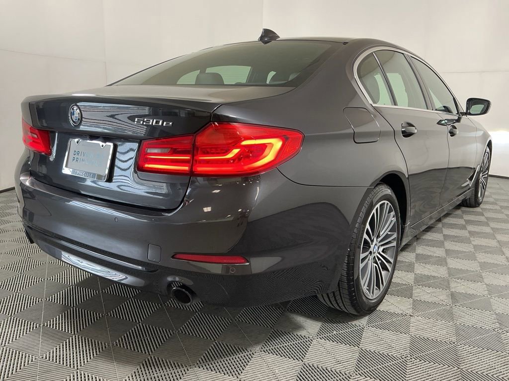 Used 2020 BMW 530e image 6