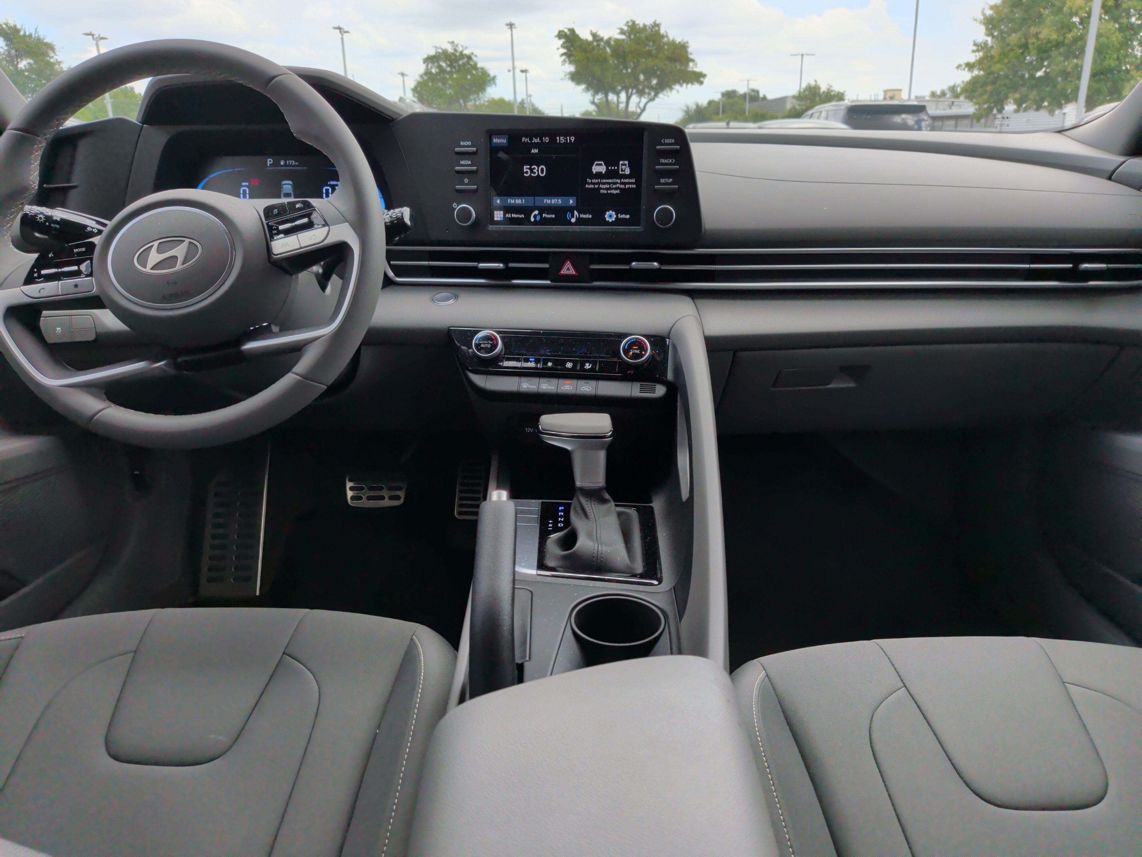 Used 2026 Hyundai Elantra Sport w/ Cargo Package FWD image 28