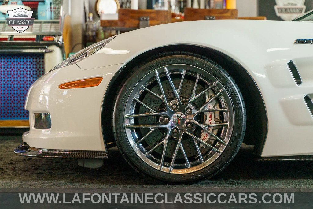 Used 2013 Chevrolet Corvette ZR1 w/ 3ZR Preferred Equipment Group RWD image 29