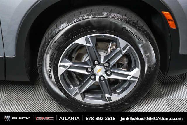 Used 2025 Chevrolet Blazer LT FWD image 35