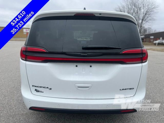 Used 2025 Chrysler Pacifica Limited FWD image 5