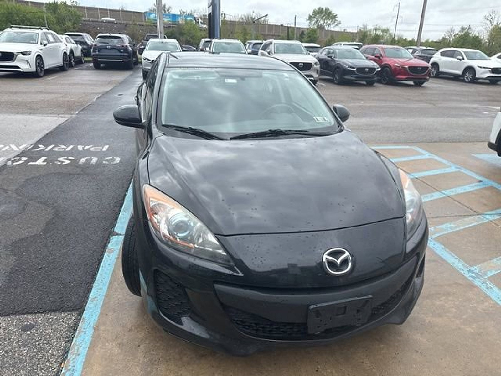 Used 2013 MAZDA MAZDA3 i Touring FWD image 5