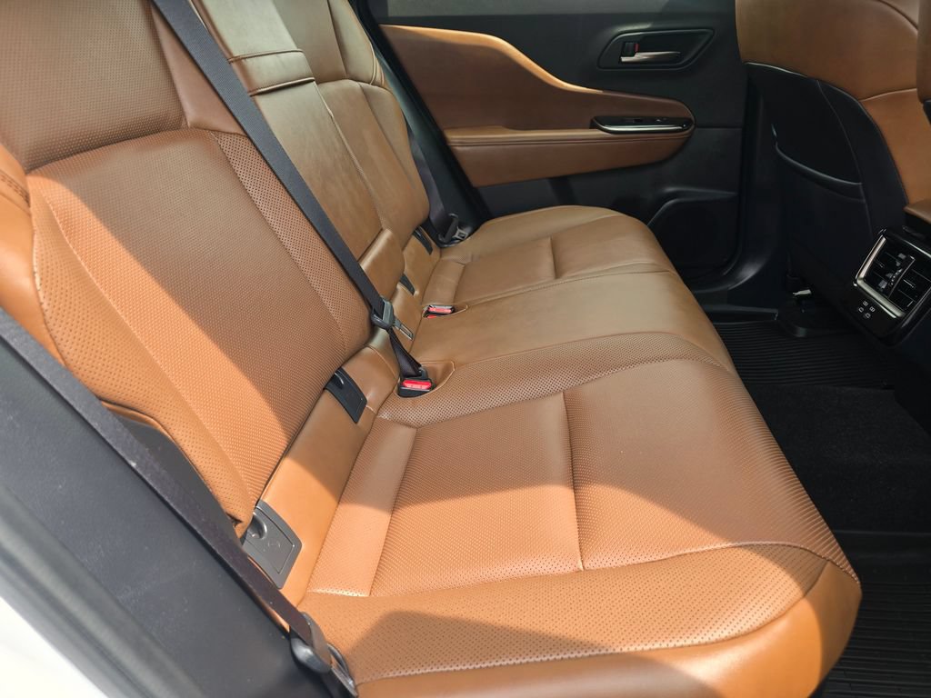 Used 2025 Toyota Crown Signia AWD/4WD image 14