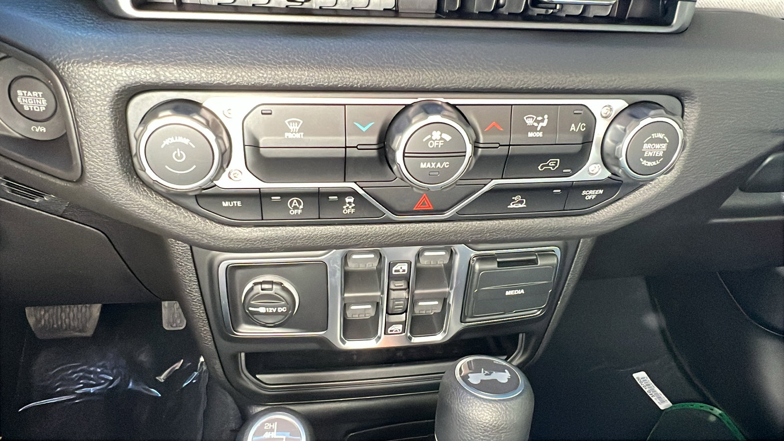 New 2026 Jeep Wrangler Sport AWD/4WD image 27