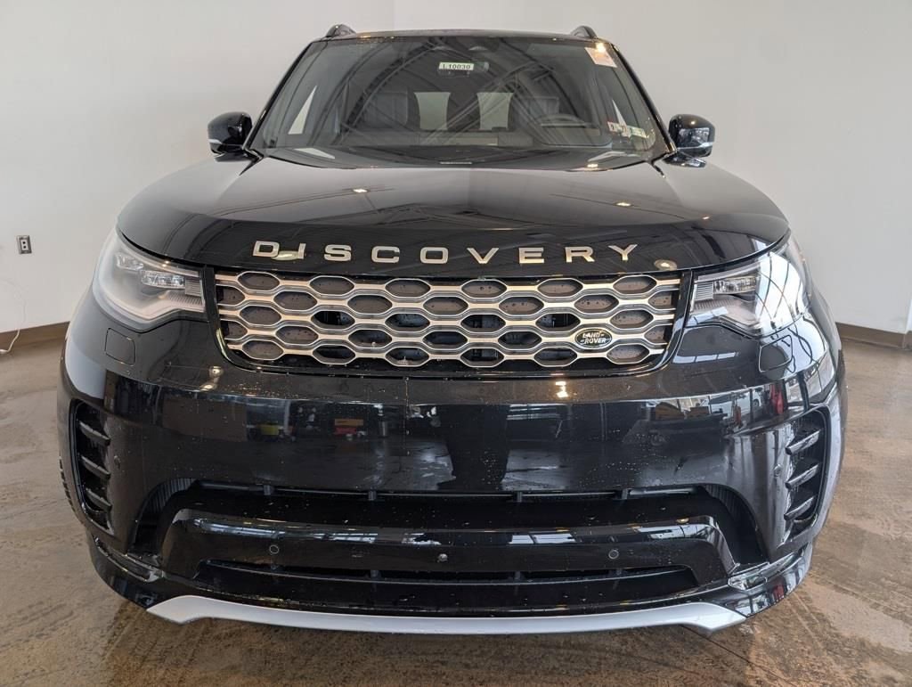 New 2026 Land Rover Discovery Limited Edition image 2