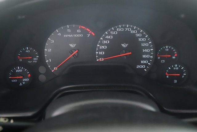 Used 1999 Chevrolet Corvette Convertible w/ Memory Pkg image 19