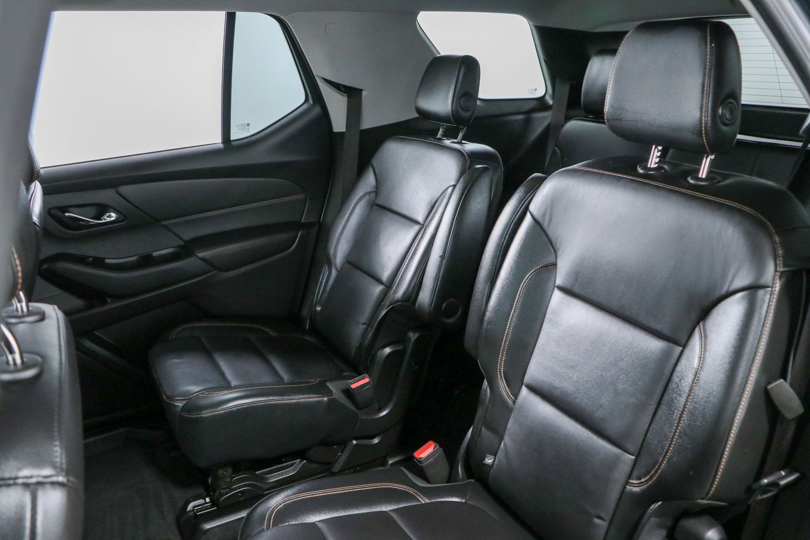 Used 2018 Chevrolet Traverse LT FWD image 28