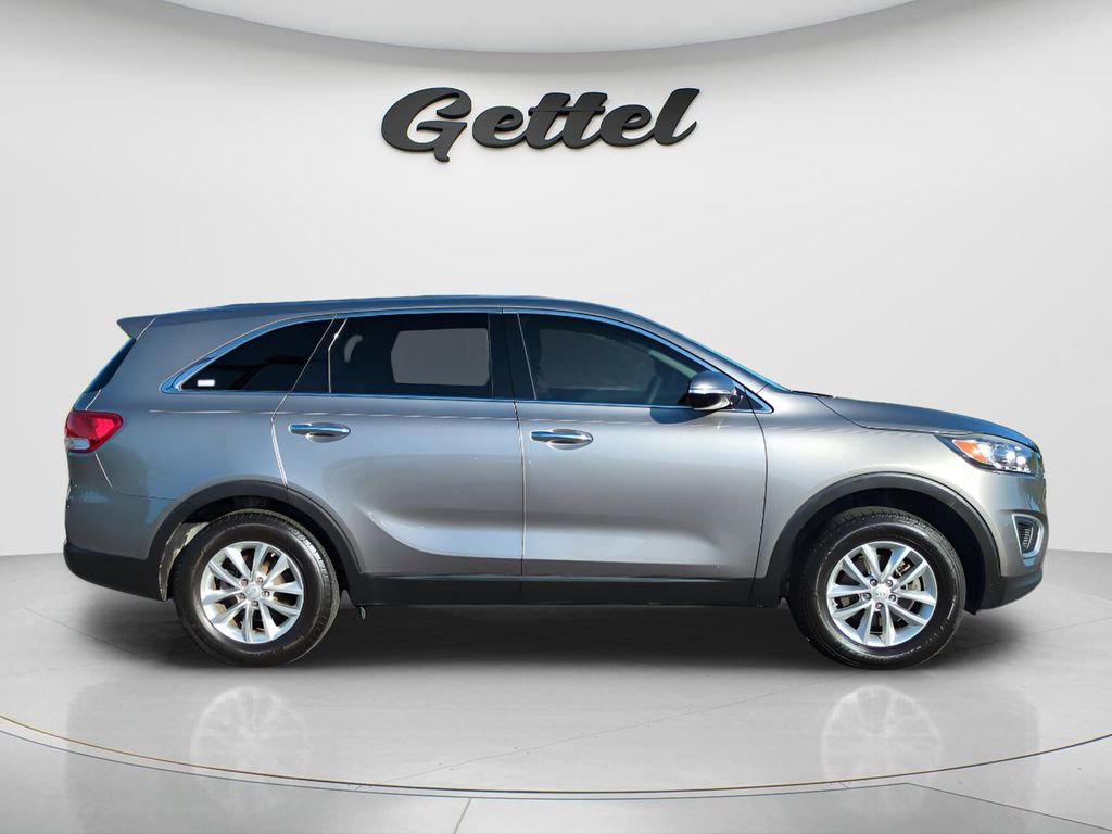 Used 2018 Kia Sorento L FWD image 4
