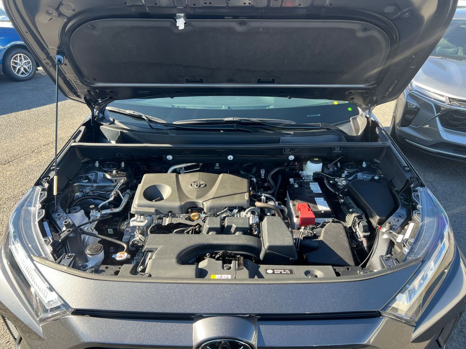 Used 2025 Toyota RAV4 XLE image 32