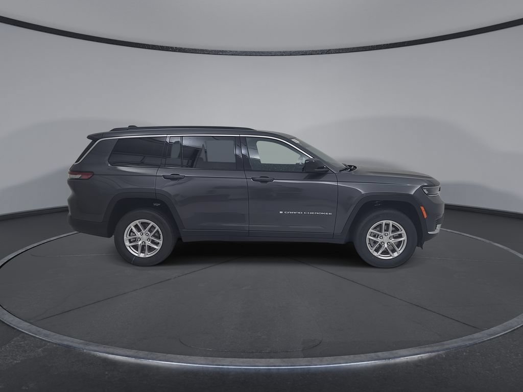 New 2026 Jeep Grand Cherokee L Laredo AWD/4WD image 17