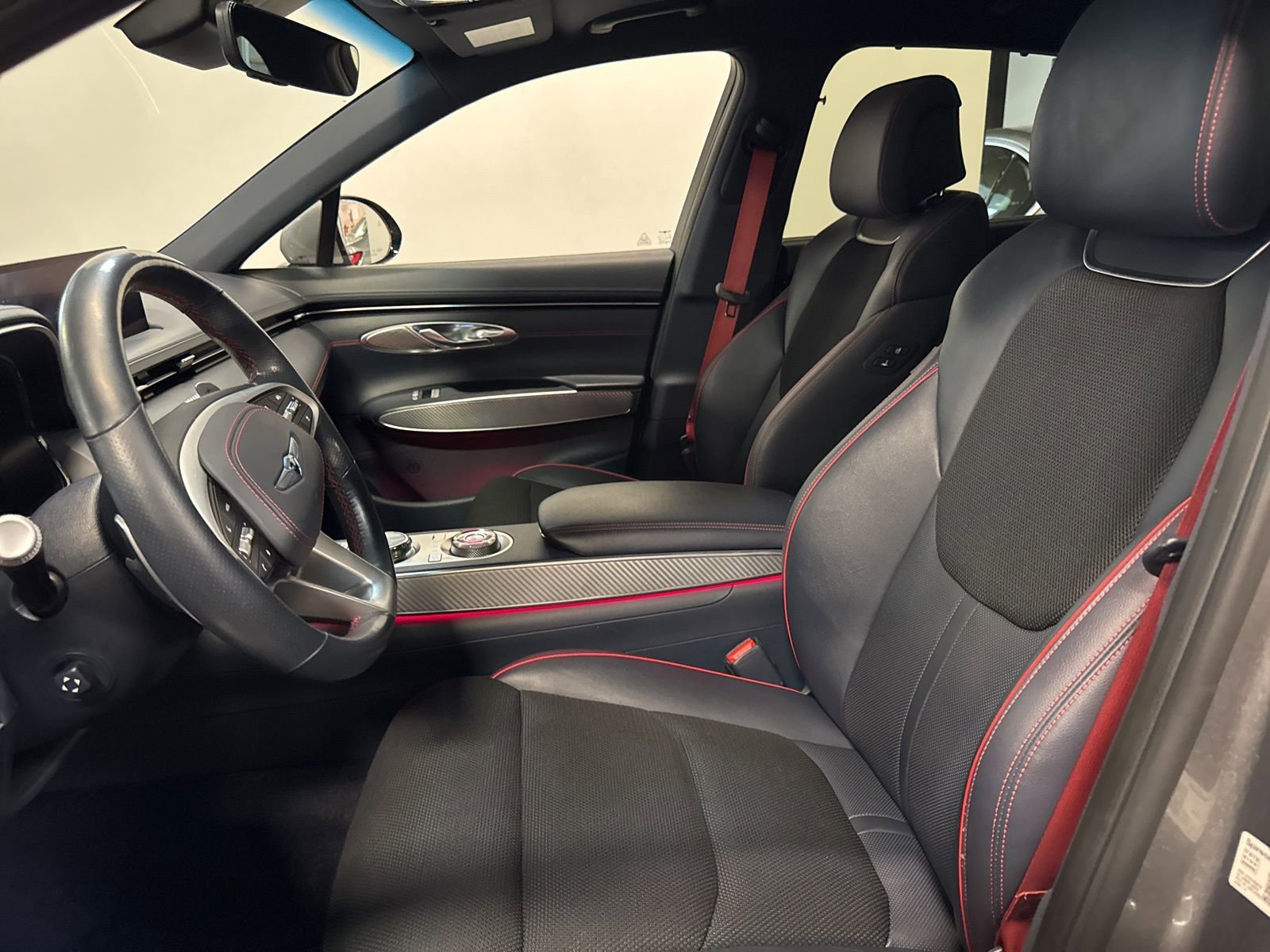 Used 2023 Genesis GV70 2.5T w/ Sport Prestige Package image 7