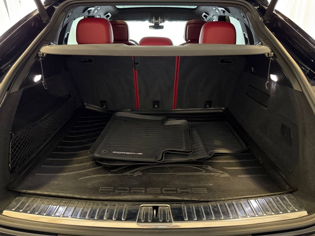 Certified 2023 Porsche Cayenne Coupe AWD/4WD image 27