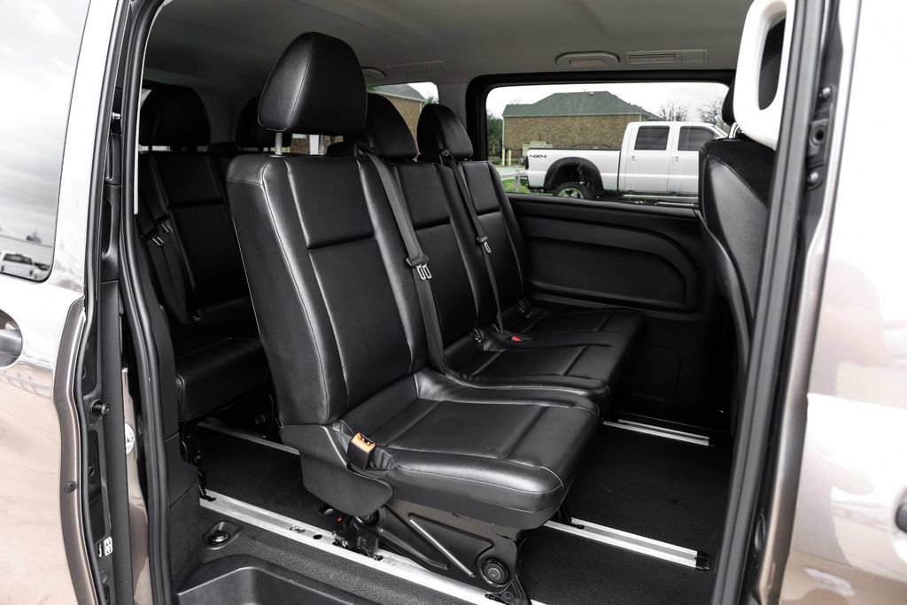 Used 2017 Mercedes-Benz Metris Passenger w/ Driver Efficiency Package image 32
