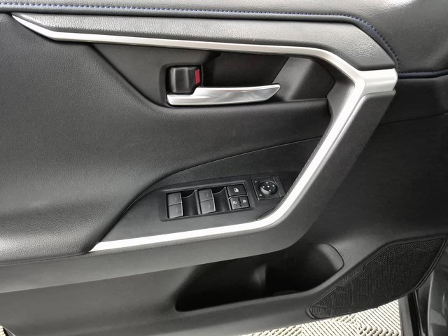 Certified 2022 Toyota RAV4 XSE image 13