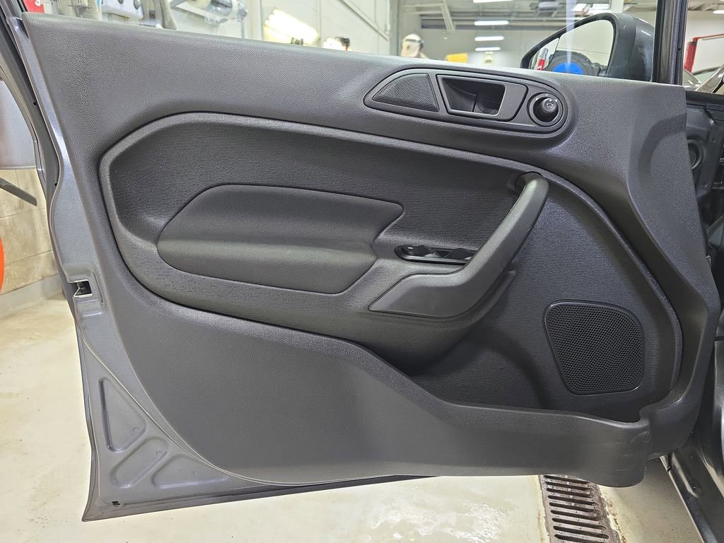 Used 2019 Ford Fiesta SE w/ Cold Weather Package image 26